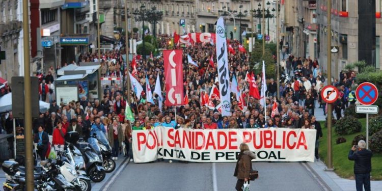 Caballero chama aos alcaldes da área de Vigo a participar na manifestación da sanidade