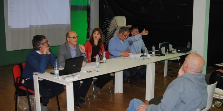 El piragüismo gallego advierte a la Xunta ante los recortes al deporte federado