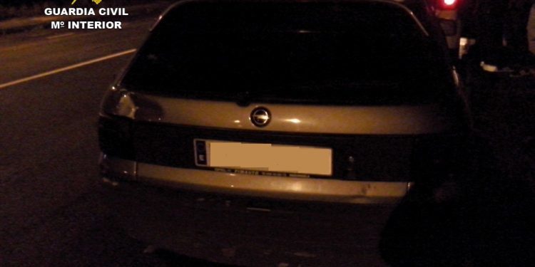 Interceptado un conductor vigués sin carné ni seguro que dio positivo en alcohol y drogas