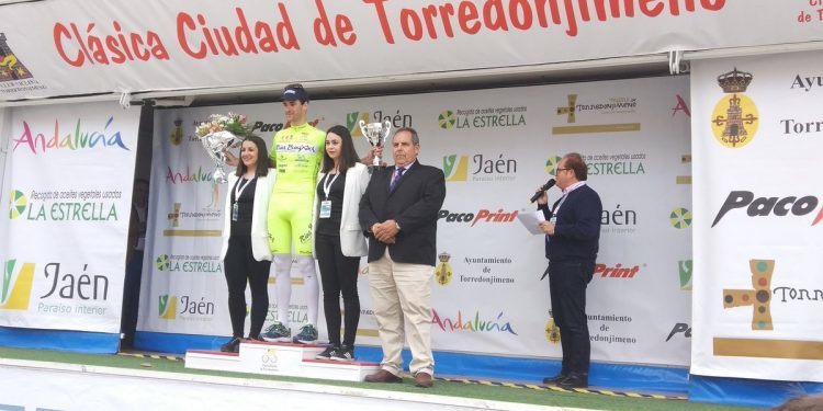 Galarreta luchó por la victoria en Torredonjimeno y se anotó los Sprints Especiales