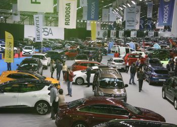 El Salón del Automóvil afronta su recta final a horario completo y con diversas actividades