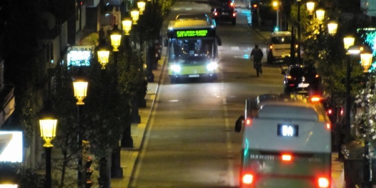 A Xunta condiciona o bus a Peinador a que Vigo estea no transporte metropolitano