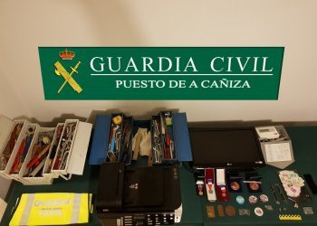 Detienen a tres vecinos de A Cañiza por nueve robos en viviendas y hoteles