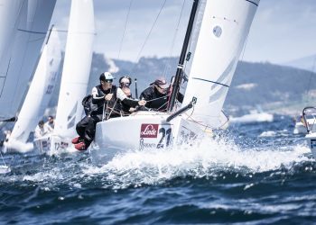 El «Noticia» firma el doblete en la ría y se adjudica las Spring Series