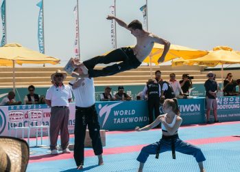 O vigués Miguel Barreiro, primeiro español no equipo mundial de exhibición