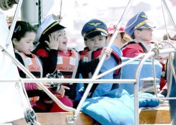 Bicos de Papel en San Simón con una veintena de niños del Álvaro Cunqueiro