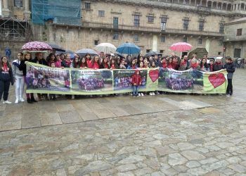 A choiva non puido cos alumnos do San José no seu Camiño Solidario contra o acoso