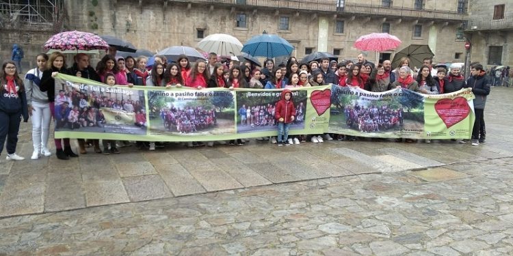 A choiva non puido cos alumnos do San José no seu Camiño Solidario contra o acoso