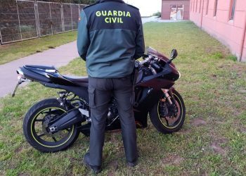 Un detenido en Cangas por presuntamente traficar con speed