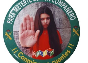 Chapas en Baiona contra el acoso escolar