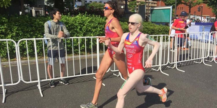 A viguesa Susana Rodríguez, ouro na Serie Mundial de Paratríatlon de Yokohama