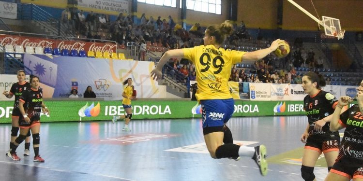 El Guardés asalta Telde y sigue vivo en la batalla por el título