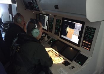 El servicio aéreo de la Guardia Civil vigila la costa gallega