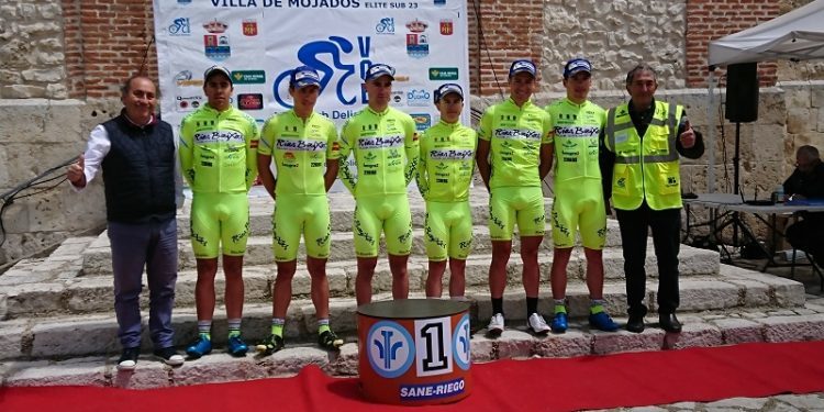 Antonio Angulo, del Club Ciclista Rías Baixas, segundo en el GP Villa de Mojados