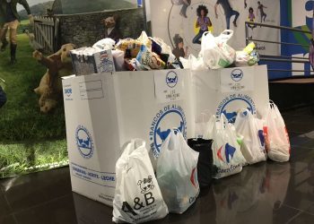 El teatro del Gran Vía recauda más de 1.400 kilos de comida para el Banco de Alimentos