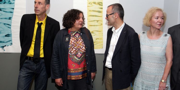 Pesar pola morte en Vigo da artista Berta Cáccamo