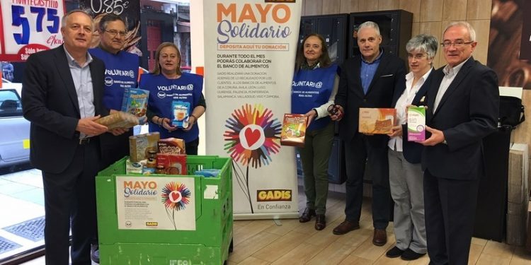 Los trece supermercados Gadis de Vigo participan en el «Mayo Solidario»