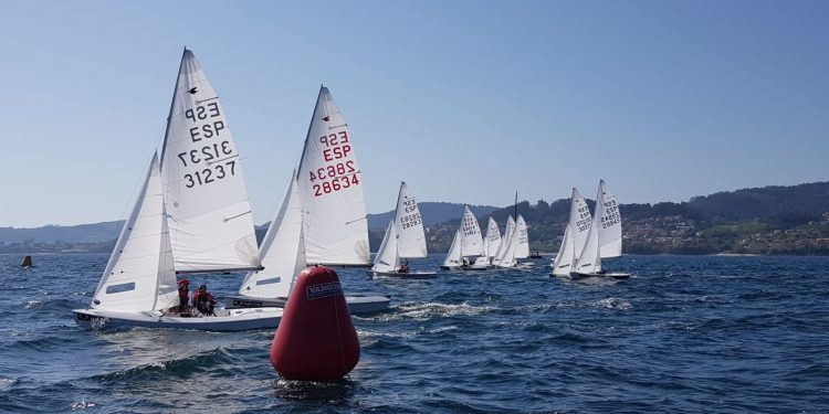 Gago y Ameneiro, del Náutico de Vigo, dan primero en el Memorial Cholo Armada