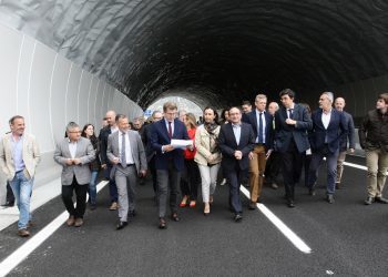 Feijóo abre la Autovía do Morrazo con una petición para Rande