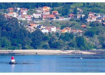 En una playa tranquila en Galicia