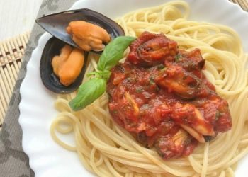 Espaguetis con mejillones