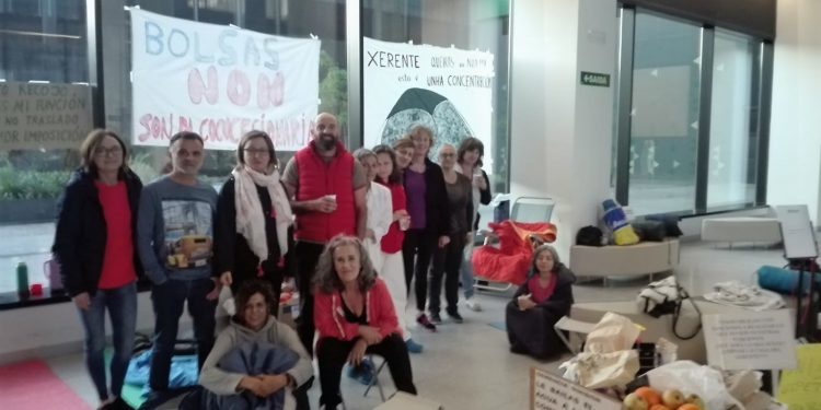 O persoal de enfermería segue cos peches no Álvaro Cunqueiro