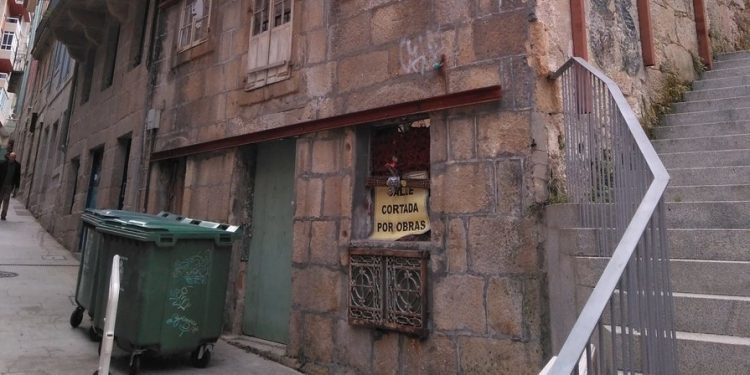 Casco Vello, Bouzas y Ensanche, primeras zonas en las que se subastarán inmuebles abandonados