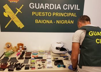 Detienen en Baiona al presunto autor de una treintena de robos en garajes