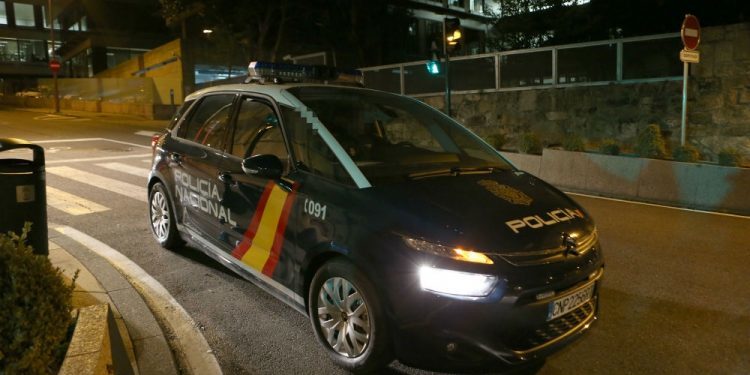 Libertad para los cinco detenidos por agredir en Vigo a agentes que auxiliaron a una víctima de malos tratos