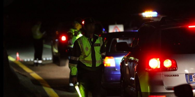 Cazan ebrio, drogado y sin puntos a un conductor multirreincidente en O Porriño