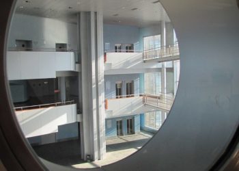 La UNED de Vigo propone un paseo por el arte y los artistas que conforman su Historia