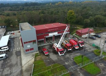 Arde la planta baja de una nave industrial en Salvaterra de Miño