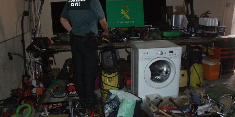 Desmantelado un grupo criminal que desvalijó medio centenar de casas