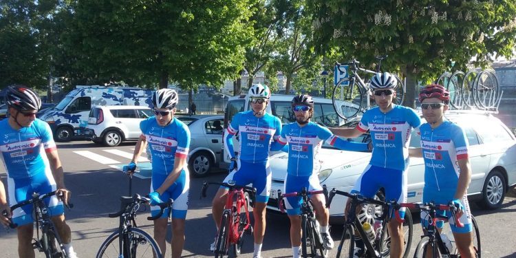 El Autronic-CC Vigués busca la Volta a Coruña