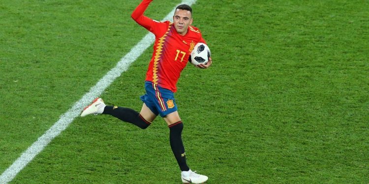Iago Aspas, con la intriga del VAR, le da la primera plaza a España