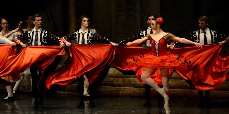 Vigo acoge el ‘Don Quijote’ del Ballet de Moscú