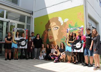 Ponteareas únese á tendencia dos murais cun toque de conciencia social