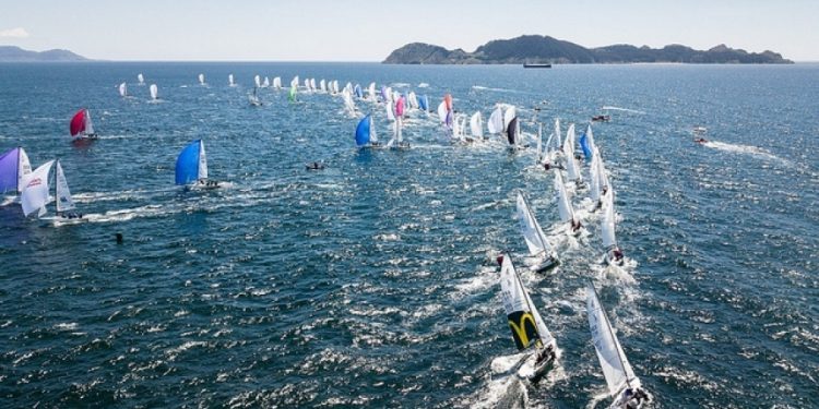 La flota viguesa remonta y ya acecha el podio del Europeo de J70