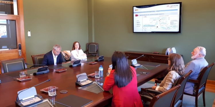 El Puerto de Vigo presenta su nuevo sistema de gestión pesquera a altos cargos de la FAO