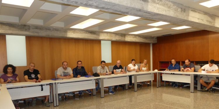 O persoal de Maderas Iglesias logra o mantemento de 200 empregos