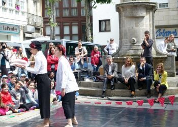 O espectáculo de danza «Up2Down» abre na Praza da Princesa o programa «CreaVigo»