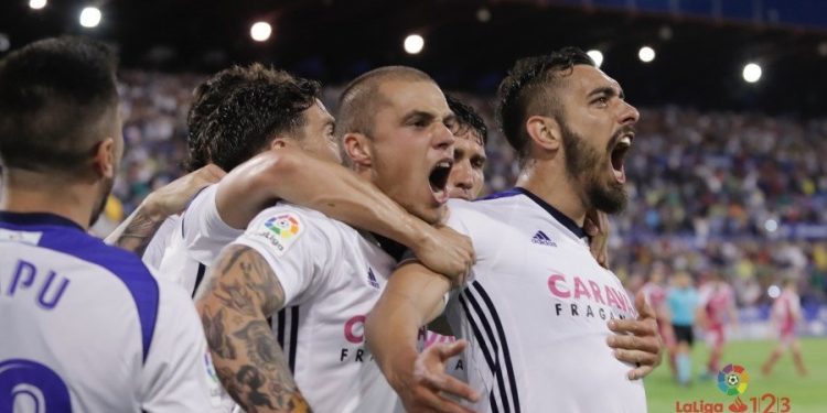 Borja Iglesias, a un paso del Espanyol, que pagará cerca de 8 millones