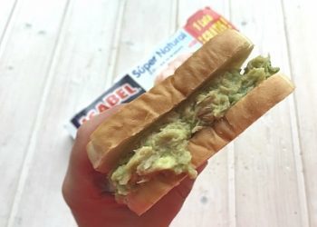 Sándwich de atún y aguacate