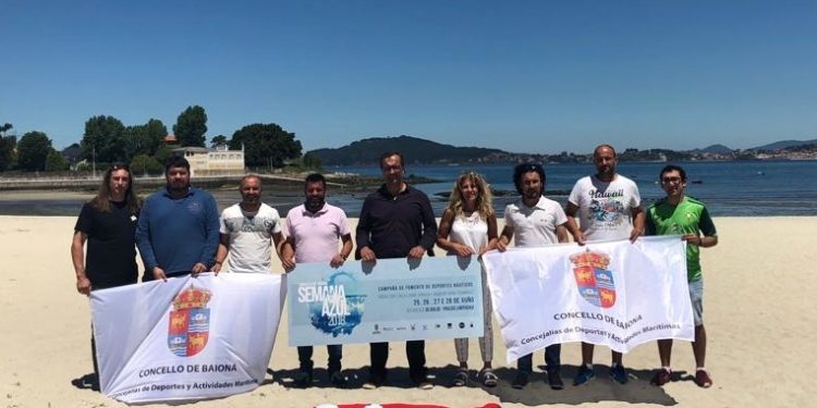 El remo, novedad en la Semana Azul de Baiona