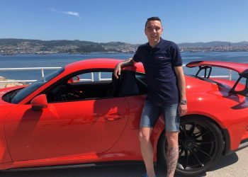 Aspas se deja querer por el mundo del motor