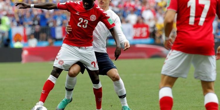 Pione Sisto, tercer céltico en los octavos del Mundial