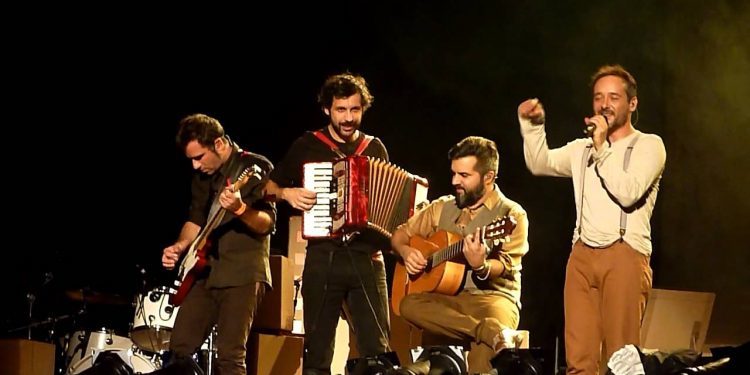 Love of Lesbian anuncia un concierto en Vigo