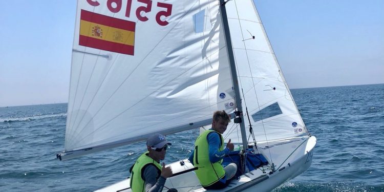 Wizner y Ameneiro, del Náutico de Vigo, ganan también el Europeo júnior de 420