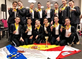 La Muñeira de Chantada de Media Punta, subcampeona del Mundo