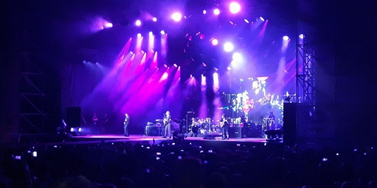 Maná «revienta» Castrelos